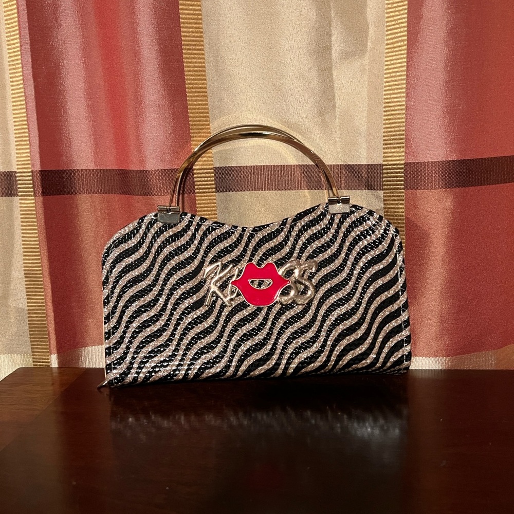 Stylish Black and Silver Handbag